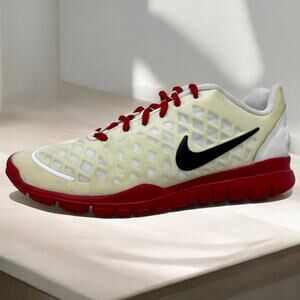 Nike Free TR Fit Training Shoes Womens 10 White Red K.3.3 Comfy Sporty Flexible